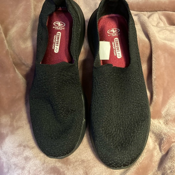 Skechers Black Women's Slip-On Athletic Shoes - Picture 4 of 6